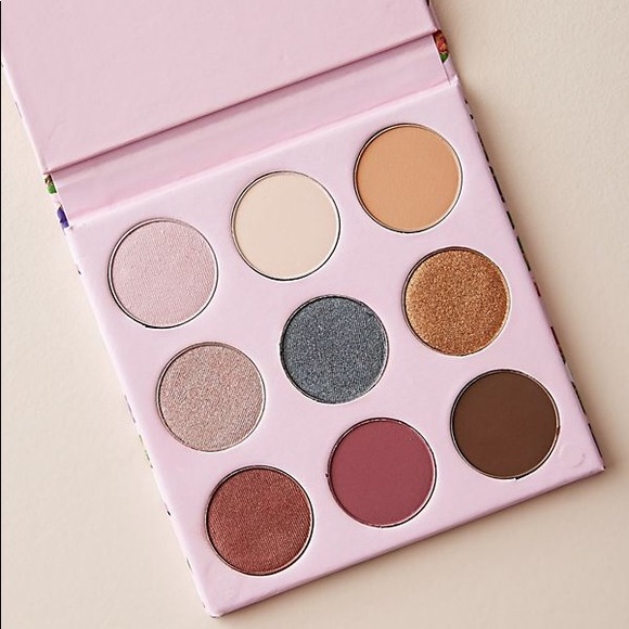 MUST GO 🔥 WINKY LUX kitten palette 💕 - Picture 1 of 3